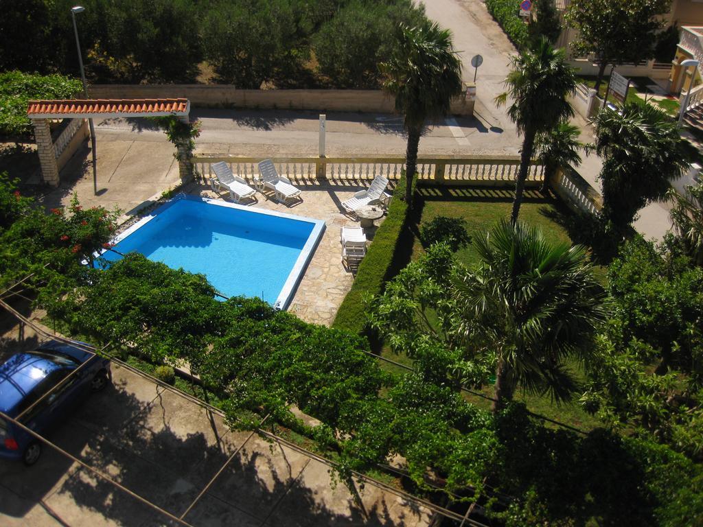 Apartments And Rooms Bozena Vodice Habitación foto
