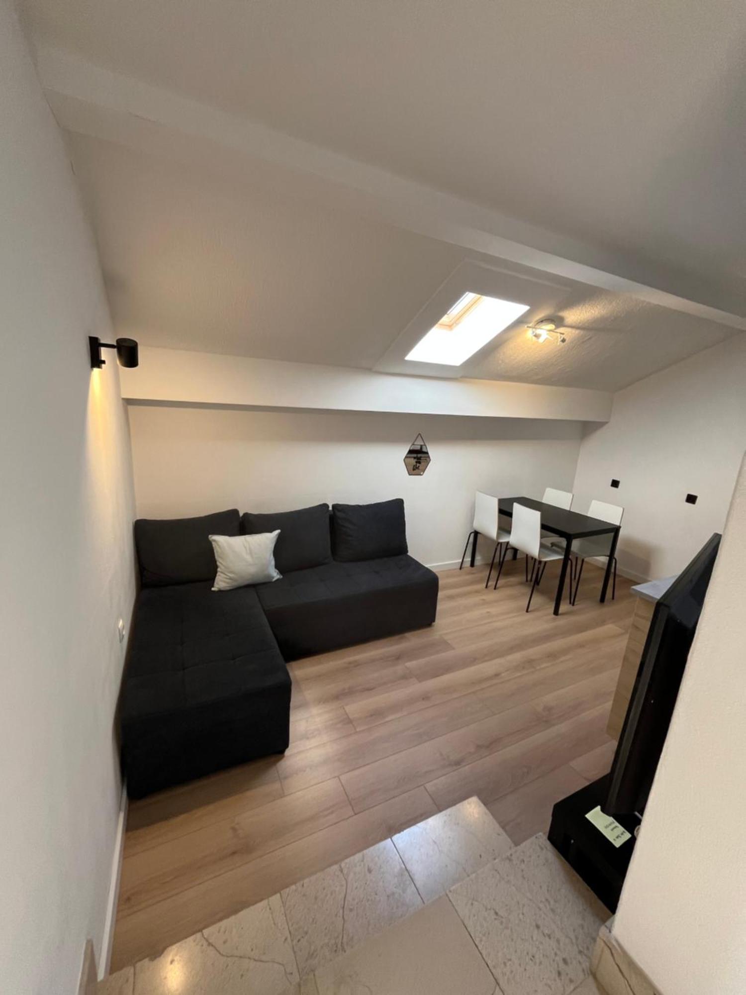 Apartments And Rooms Bozena Vodice Exterior foto
